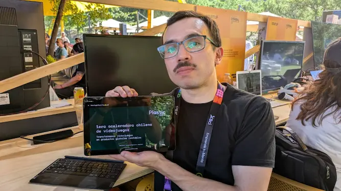 Noticia de Plastic Frog